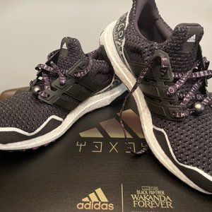 Brand New Adidas Ultraboost Women's 10 Dna X Marvel Black Panther custom box